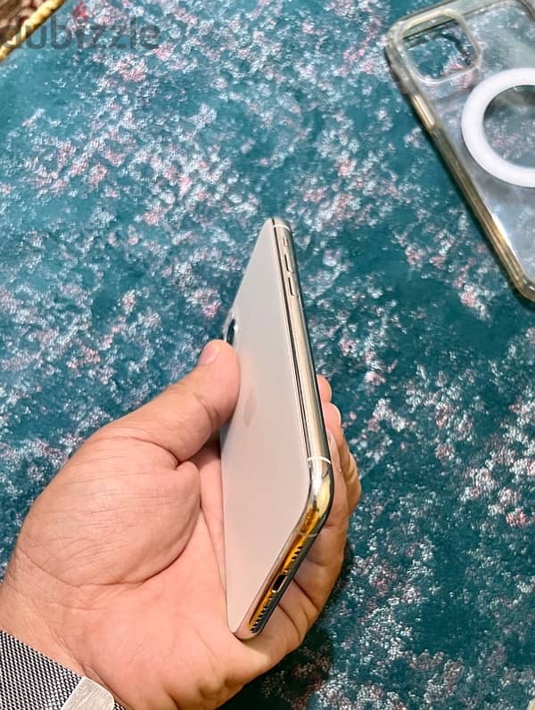 iPhone 11 Pro (64) white 0