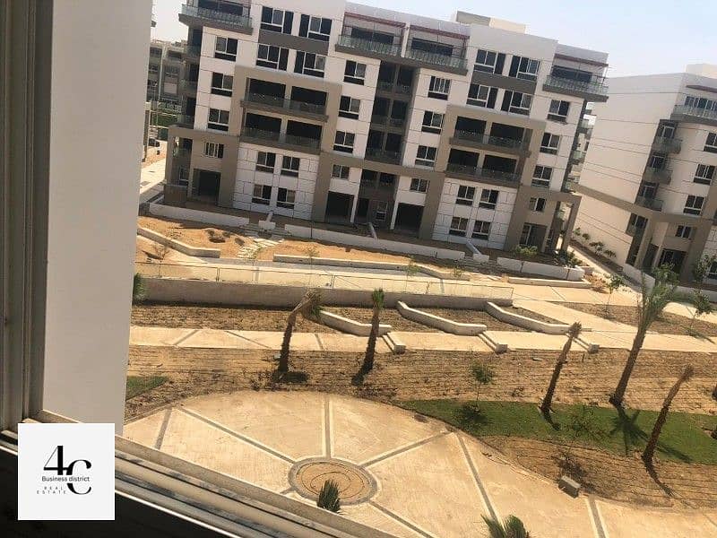 Lowest total duplex 211m garden 61m delivered soon with down payment and installments in best phase in hyde park new cairo 3