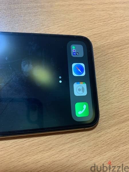 xs max excellent  condition 4