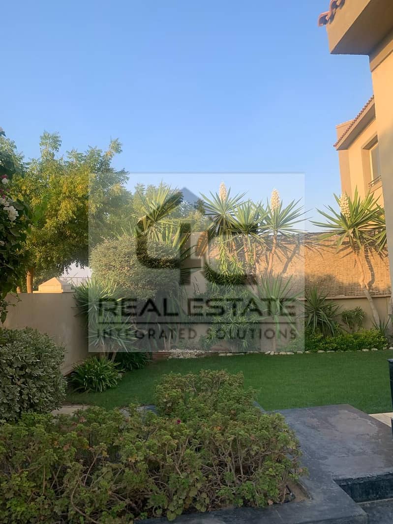 Stand-alone villa, prime location, fully finished, with kitchen and air conditioners, for sale in Palm Hills Compound pk1 9