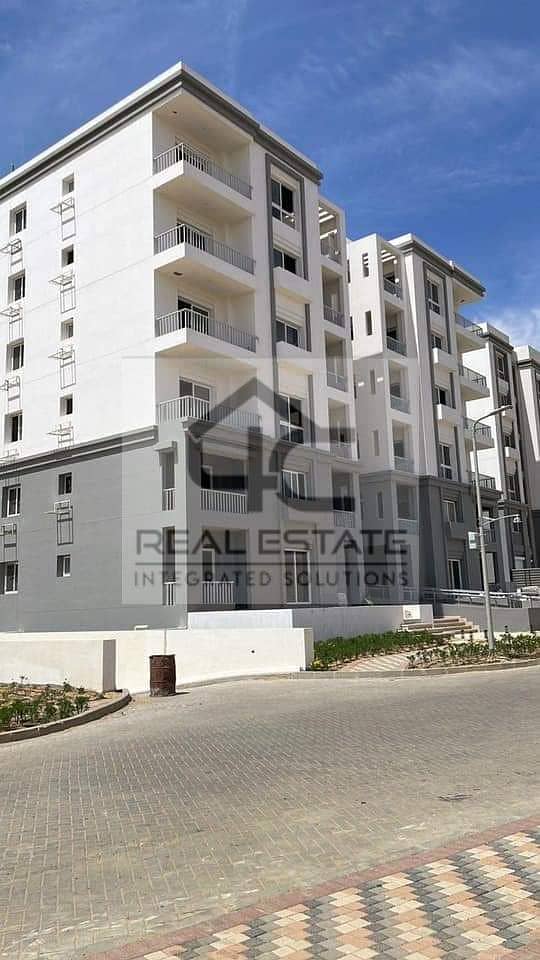 Bahri apartment, receipt after 6 months, with the lowest down payment in the market and complete installments of 2 million and 50 thousand in Hyde Par 15