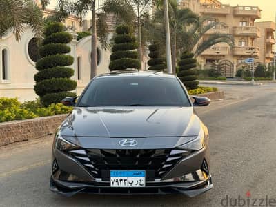 Hyundai Elantra 2022