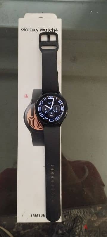 samsung galaxy watch 4 44mm مستعمله حاله جيده