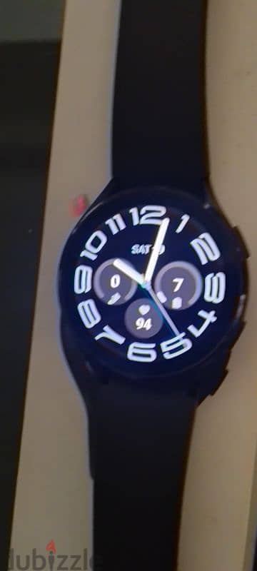 samsung galaxy watch 4 44mm مستعمله حاله جيده 2