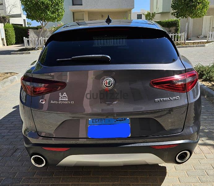 Alfa Romeo Stelvio 2020 1