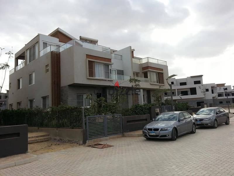 Townhouse in Dunes at an attractive price in Sheikh Zayed. 2