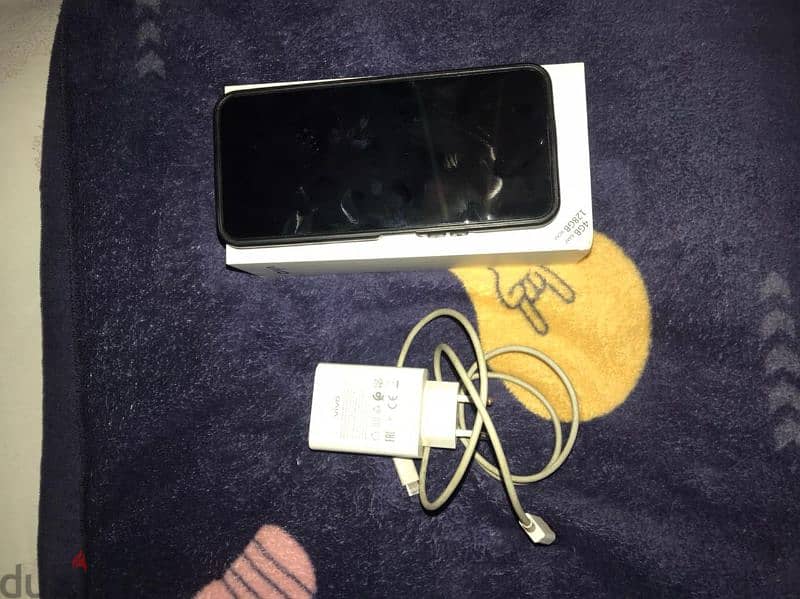 موبايل Vivo Y33s للبيع 1