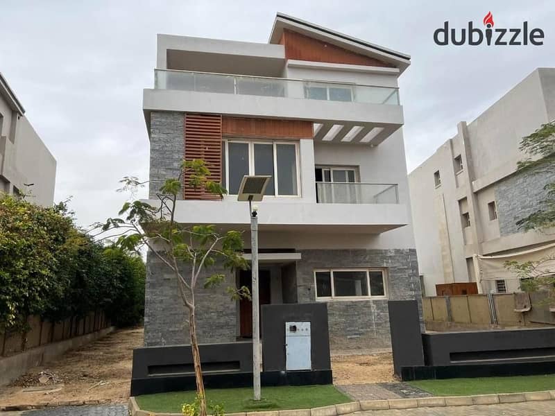 Twin house with a spacious area of 430 sqm in Dunes at an attractive price in Sheikh Zayed. 3