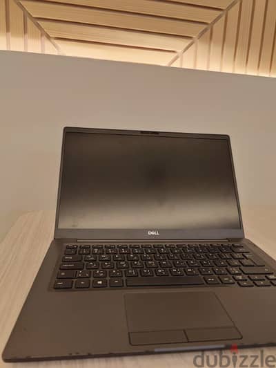 Dell Latitude 7400