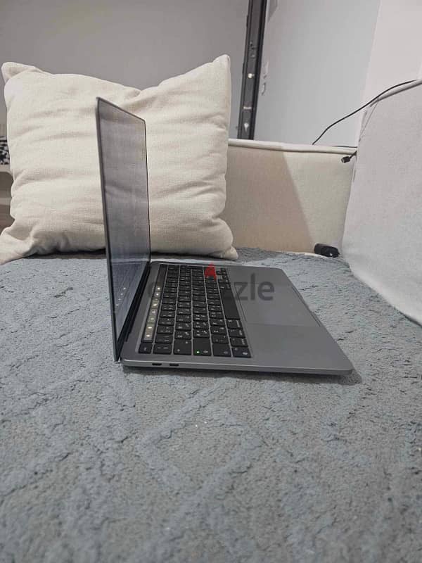 MacBook Pro M1 512 GB 8 RAM 1