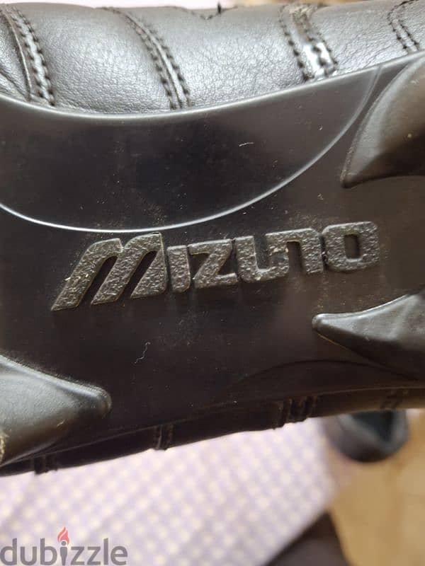 Mizuno football shoes 2