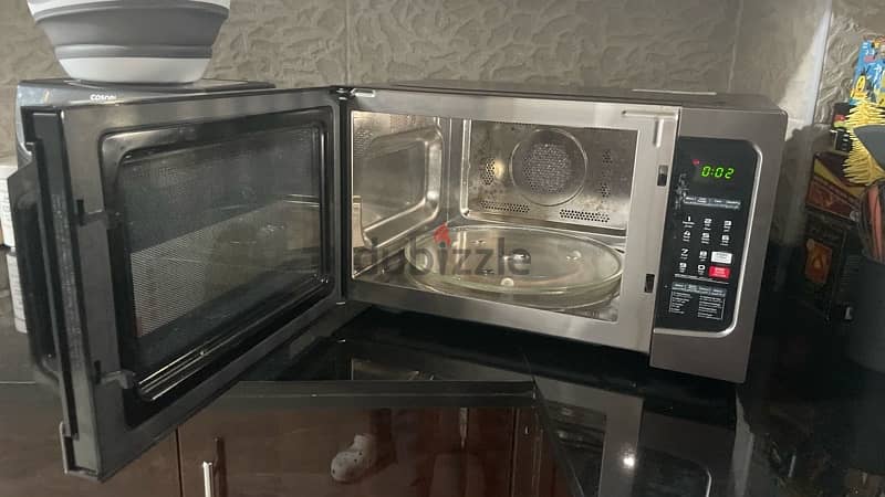 Microwave Toshiba like new 7