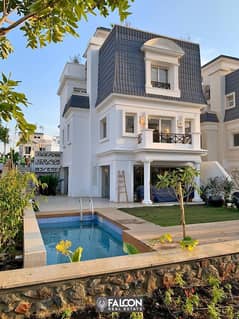 Independent villa 240 meters in the heart of 6th of October (3 floors) with a private garden in Kingsway Mountain View 0