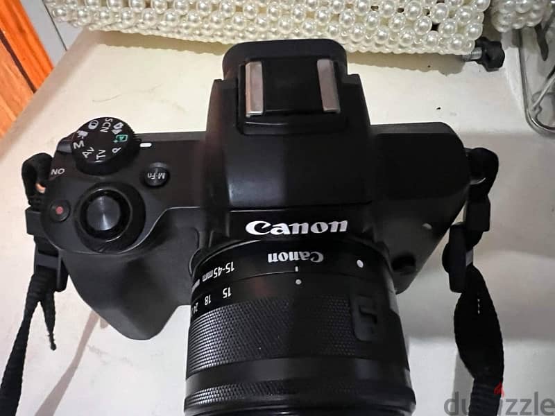 Canon M50 mark I used like new 3