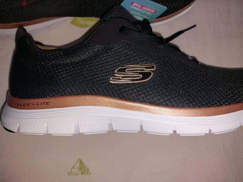 Skechers new original shoes 6