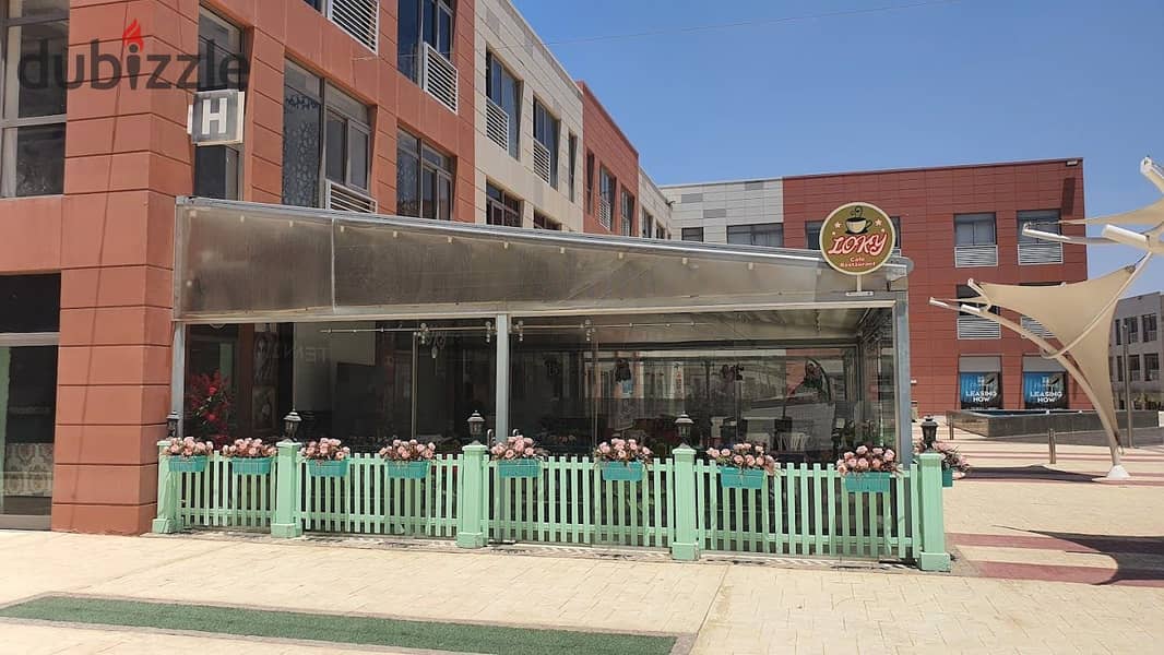 Office for rent, administrative headquarters, 515 square meters, fully finished, furnished, and air conditioners, The Courtyard, Sheikh Zayed, near th 11