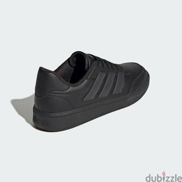 كوتشي اديداس اقل من سعره 600 جنيه مقاس 44 | Adidas Courtblock 4