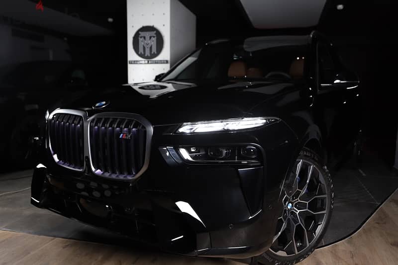 BMW X7 2024 0