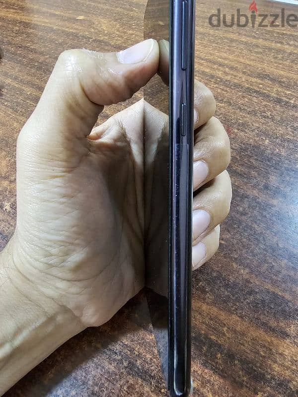 samsung note 10 lite بالكرتونه كالجديد 1