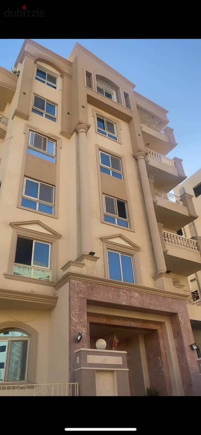 207 sqm apartment for sale in Zayed Heights Compound (immediate delivery) with interest-free transfers