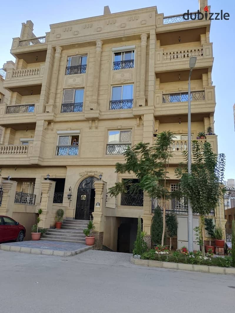 200 sqm apartment for sale, Beit Al Watan Zayed, in front of Hyper One, receipt for a year and a half between Dorra Compound. Emaar 8