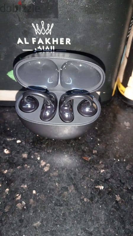 HUAWEI FreeClip Wireless Bluetooth Earphones 1