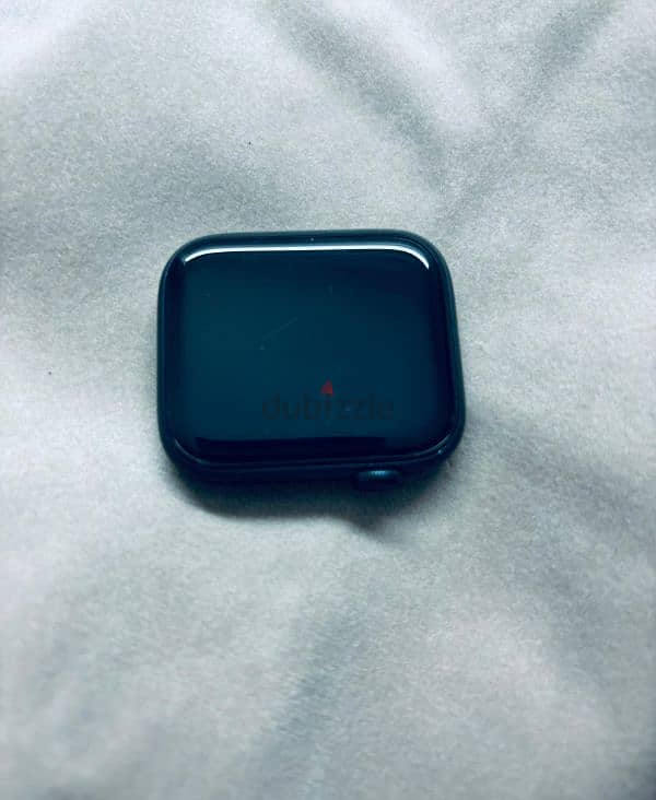 apple watch se 2nd generation 44mm 100% battery percentage 1