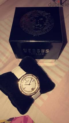 Versace Watch for women used in a very good condition with card & Box 0