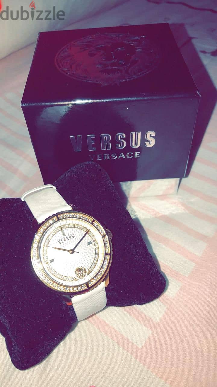 Versace Watch for women used in a very good condition with card & Box 1