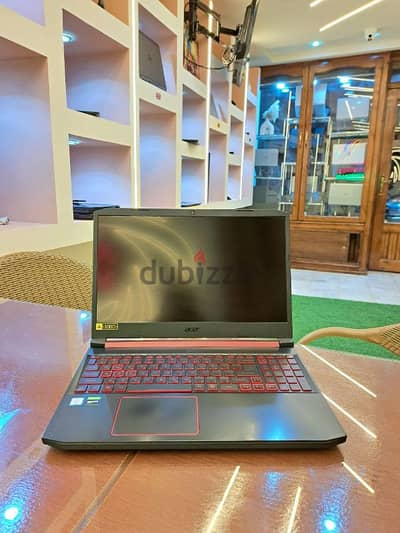 Acer nitro 5 ( كارت الشاشة مفصول الجهاز شغال ع الكارت المدمج)