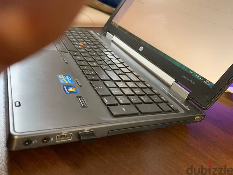 HP EliteBook 8560w 5