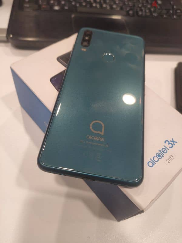 Alcatel 3X 1