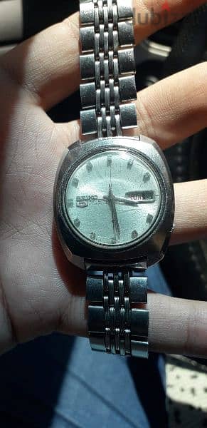 ساعه seiko اصلى تعمل بالنبض 1