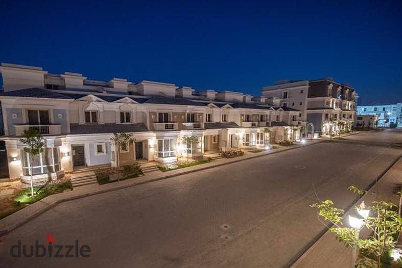 "Finished townhouse for immediate delivery in Mountain View 4, Mountain View, located in front of New Giza with a view of the pyramids. " 7