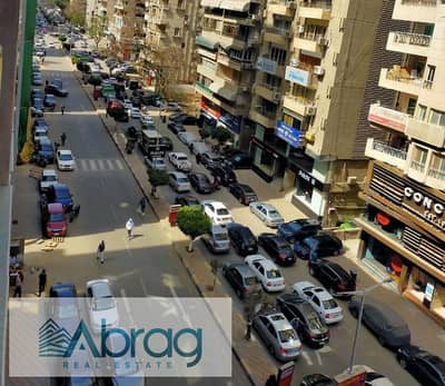 للبيع محل تجارى 295 متر أرضى واول شارع لبنان الرئيسى – المهندسين