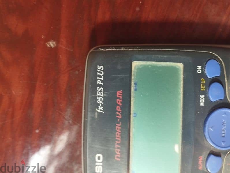 للبيع آلة حاسبة Casio fx-95 Es pluse بحالة جيدة 3