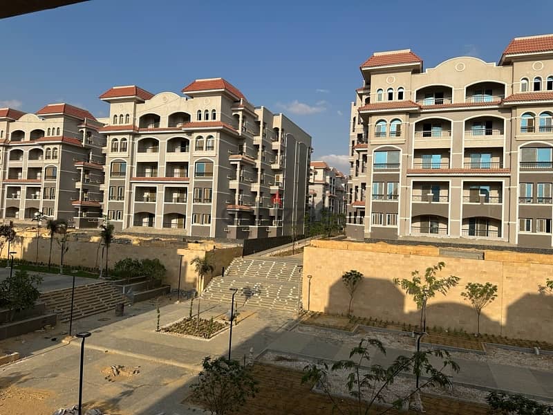 شقة للبيع بكمبوند garden heights النيابة الادارية في قلب التجمع الخامس 1