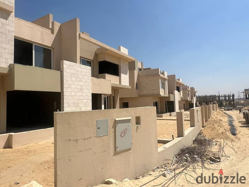 Villa for sale, immediate delivery, lagoon view, in Towny, Eastern Expansions, Sheikh Zayed, in installments 2