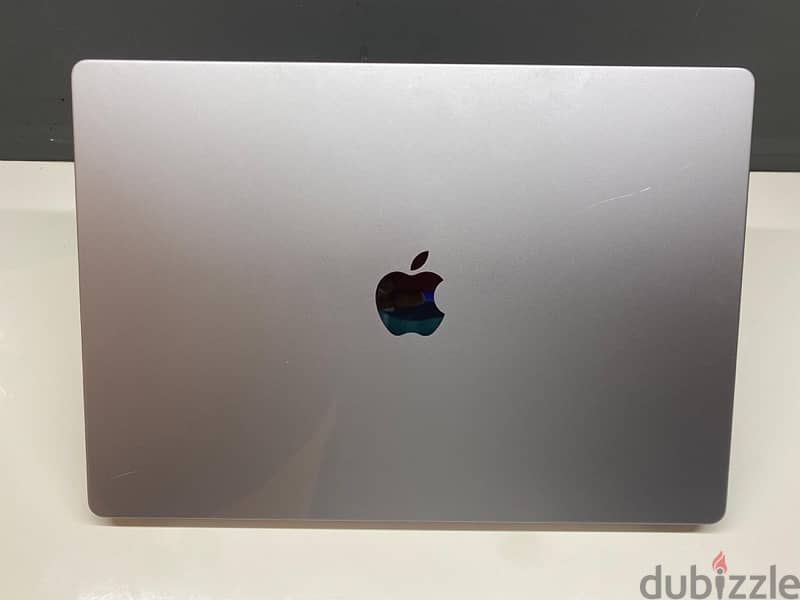 MacBook Pro 2021 16inch  m1 Pro 16GB 1TB 2