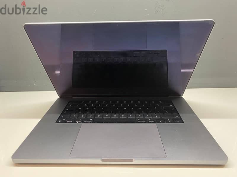 MacBook Pro 2021 16inch  m1 Pro 16GB 1TB 3