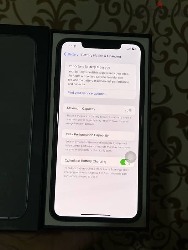 iPhone 11 Pro Max 256gb ايفون ١١ برو ماكس 6