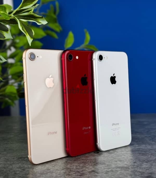 للبيـع " iPhone 8 " مساحه 256G active فقط زيرو شحن 1