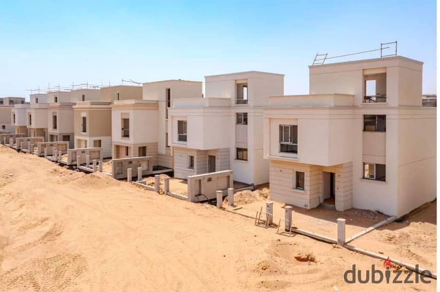 "Townhouse with Emaar in Sheikh Zayed at an attractive price, with payment and installments in Egyptian pounds. " 3