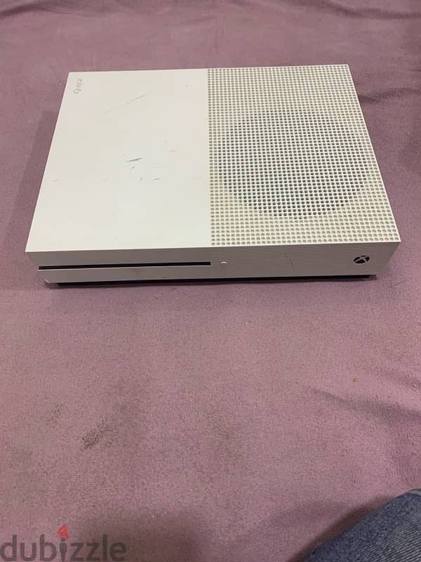 xbox 1s 500GB 3