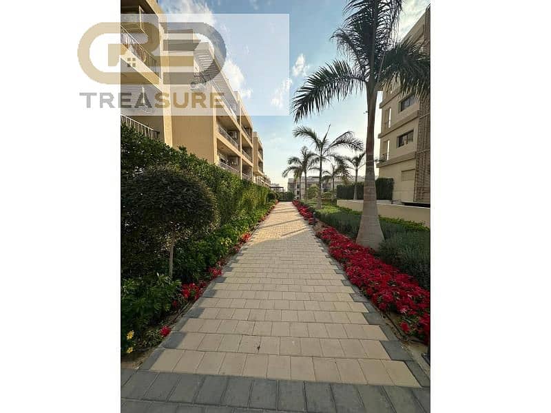 Apartment for sale in Fifth Square with Acs Dp 4,124,000 3