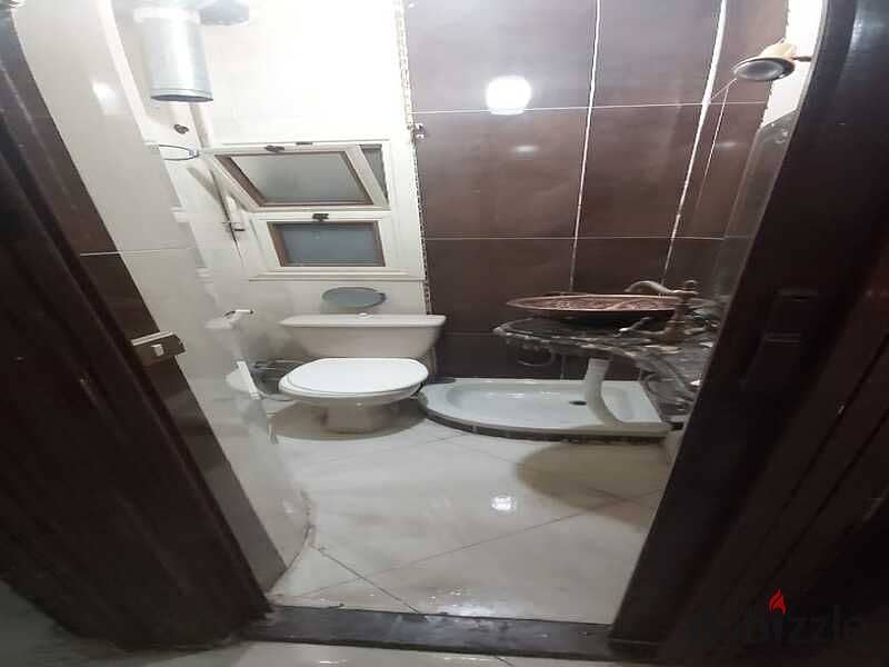 Apartment for rent in Al Narges Buildings in Fifth Settlement  First residence  On the main street (Youssef El Gendy Street) Very close to Fatima Shar 10