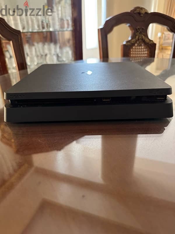 PS 4 Slim - 1 TB 5