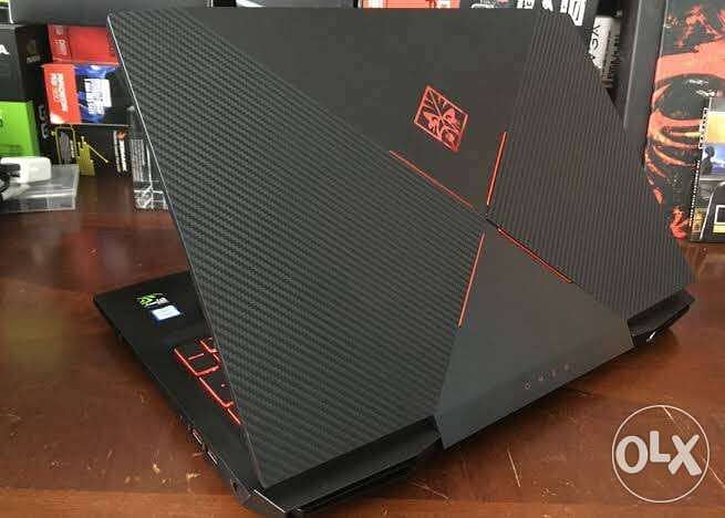 omen hp 15 ce0xx Gaming laptop 1