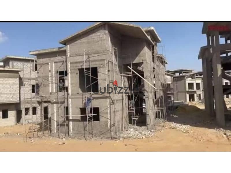 Town House directly on Suez road delivery one year -Compound Creek Town 1