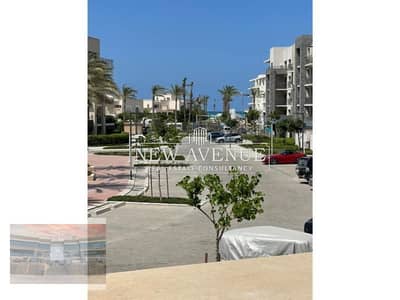 Typical floor Chalet with terrace at Marassi